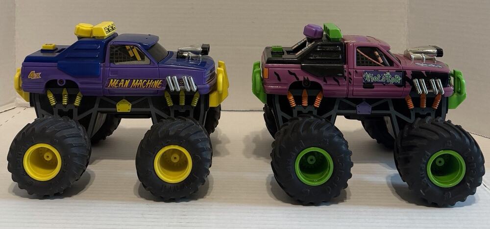 2 Lanard Mean Machine Monster Trucks 1993 Untested Non Working FREE SHIPPING